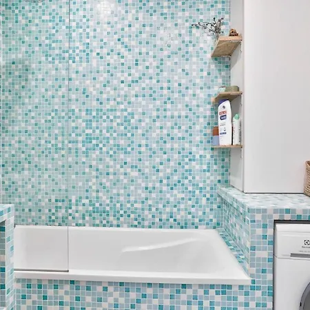 Spacieux Vue Montmartre * Parijs